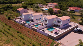 Family friendly house with a swimming pool Vrh, Krk - 17758